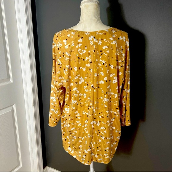 Moa Moa Top Ladies Empire Multicolor Trim Pullover Round Neck - Picture 2 of 7